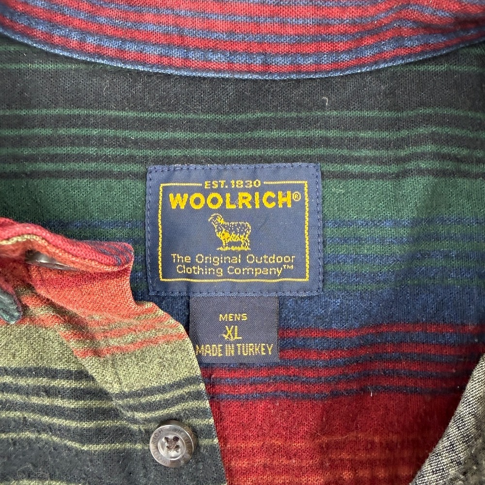 Vintage Woolrich Flannel Shirt Men's XL Southwest Aztec Stripe Button Up Front - Picture 6 of 10